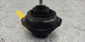 Подушка крепления двигателя BMW X5-series (E53) 22 11 6 758 444