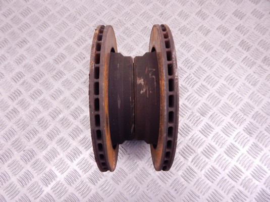 Диск тормозной задний BMW 5-series (E39) 34 21 6 767 060 Диск тормозной задний BMW 5-series (E39) 34 21 6 767 060