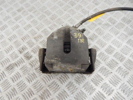 Суппорт передний правый BMW 5-series (E39) 34 11 1 163 386 Суппорт передний правый BMW 5-series (E39) 34 11 1 163 386