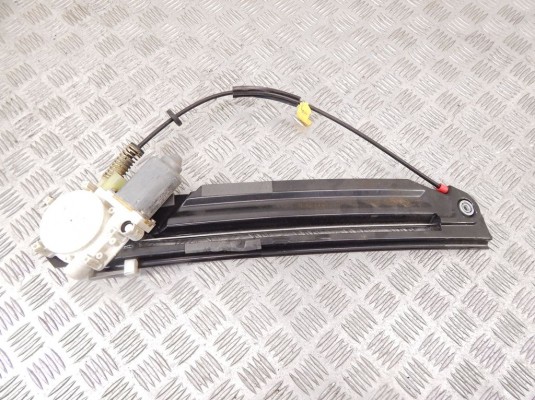 Стеклоподъемник электрический задний левый BMW 5-series (E39) 51 35 8 252 429