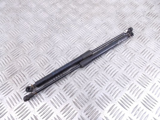 Амортизатор капота BMW 3-series (E90/91/92) 51 23 7 060 550