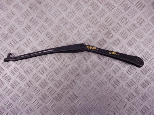 Щеткодержатель (поводок стеклоочистителя, дворник) BMW 3-series (E90/91/92) 61 61 7 171 639 Щеткодержатель (поводок стеклоочистителя, дворник) BMW 3-series (E90/91/92) 61 61 7 171 639