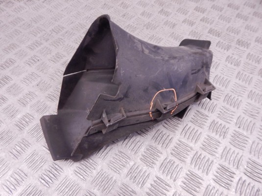 Воздуховод тормозной левый BMW 1-series (E87) 51 74 7 076 841 Воздуховод тормозной левый BMW 1-series (E87) 51 74 7 076 841