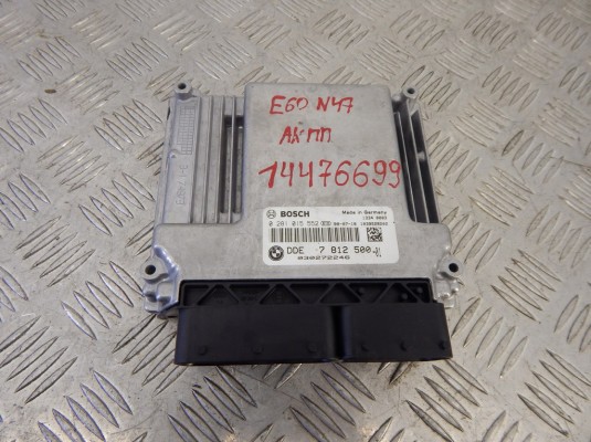 Блок управления двигателем BMW 5-series (E60/61) 13 61 7 812 500