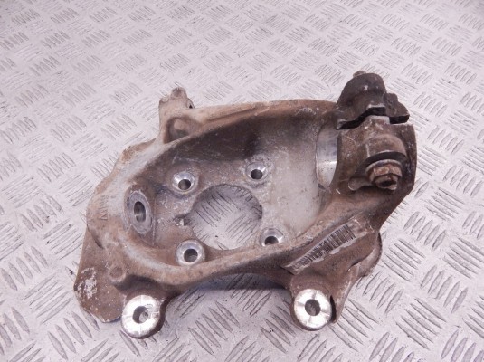 Ступица передняя правая BMW i3-series (I01) 31 21 6 852 160