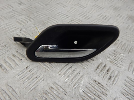 Ручка внутренняя задняя левая BMW 5-series (E39) 51 21 8 226 049