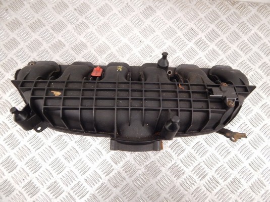 Коллектор впускной BMW 5-series (E60/61) 11 61 7 564 679