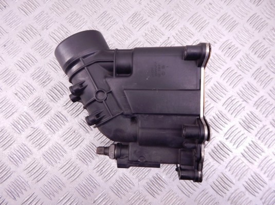Корпус масляного фильтра BMW 1-series (E87) 11 42 7 807 799