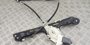 Стеклоподъемник электрический передний правый BMW 1-series (E87) 51 33 7 138 466 Стеклоподъемник электрический передний правый BMW 1-series (E87) 51 33 7 138 466