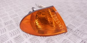 Повторитель передний правый BMW 3-series (E46) 63 13 6 902 766