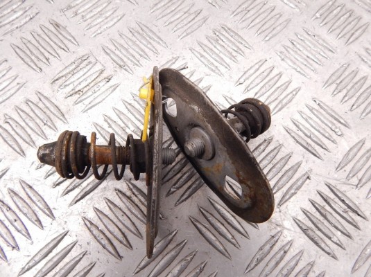 Замок капота BMW 5-series (E39) 51 23 8 176 594