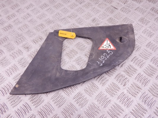 Пластик моторного отсека BMW 7-series (F01/02) 10627110 Пластик моторного отсека BMW 7-series (F01/02) 10627110