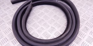 Уплотнитель BMW 5-series (E60/61) 51 72 7 122 434