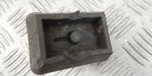 Опора под домкрат (поддомкратная подушка) BMW 5-series (E39) 51 71 7 001 650