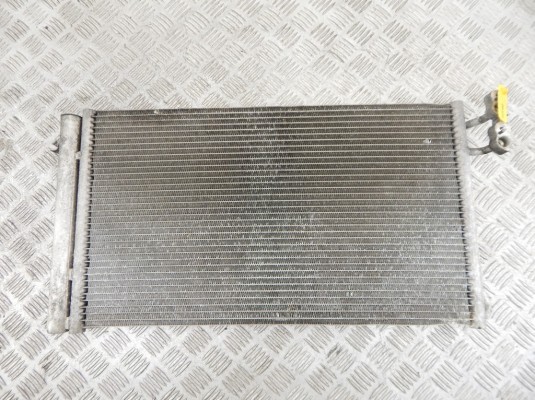 Радиатор кондиционера BMW 1-series (E87) 64 53 6 968 743 Радиатор кондиционера BMW 1-series (E87) 64 53 6 968 743