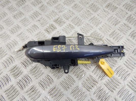 Ручка наружная передняя правая BMW 1-series (E87) 51 21 7 060 652