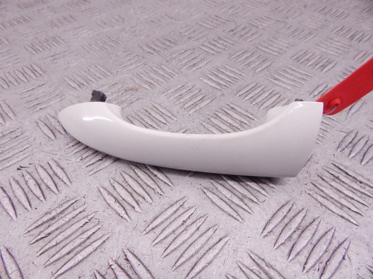 Ручка наружная передняя левая BMW X5-series (E53) 51 21 7 002 311