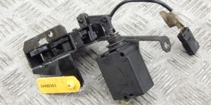 Замок стекла двери багажника BMW 5-series (E39) 51 24 8 238 469 Замок стекла двери багажника BMW 5-series (E39) 51 24 8 238 469