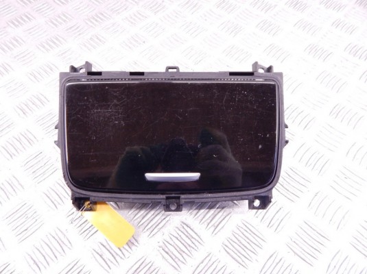 Подстаканник BMW 7-series (F01/02) 51 16 9 113 863 Подстаканник BMW 7-series (F01/02) 51 16 9 113 863