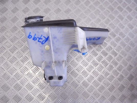 Бачок омывателя BMW X5-series (E53) 61 66 8 252 722