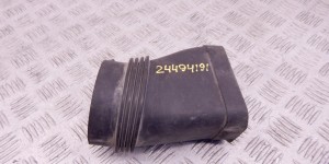 Патрубок воздушного фильтра BMW 7-series (F01/02) 13 71 7 590 592