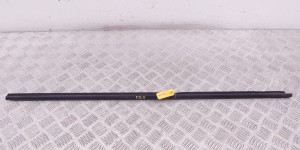 Молдинг стекла двери передней правой наружный BMW 1-series (F20/21) 51 33 7 267 904