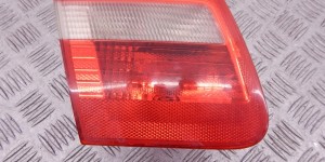 Фонарь крышки багажника левый BMW 3-series (E46) 63 21 8 368 759