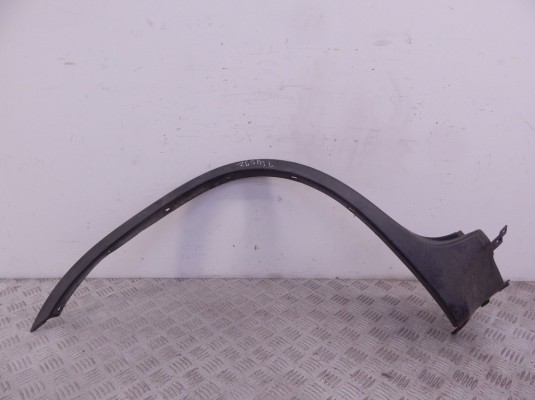 Молдинг крыла переднего левого BMW X5-series (E53) 51 71 8 408 703