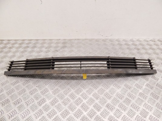 Решетка бампера BMW 3-series (E36) 51 11 8 165 151