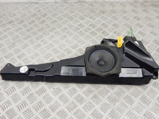 Динамик двери передней левой BMW 5-series (E39) 65 13 8 360 775 Динамик двери передней левой BMW 5-series (E39) 65 13 8 360 775