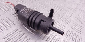 Насос (моторчик) омывателя стекла BMW 3-series (F30/31) 67 12 7 302 588 Насос (моторчик) омывателя стекла BMW 3-series (F30/31) 67 12 7 302 588
