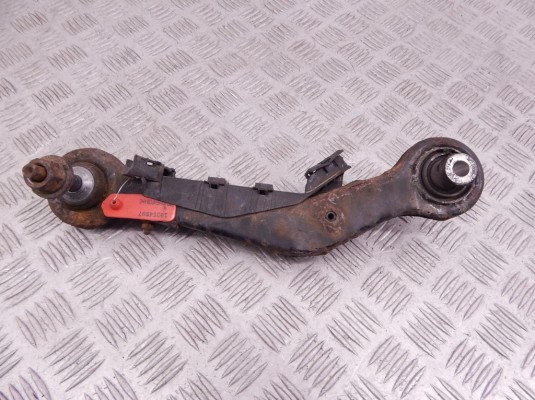 Рычаг задний правый BMW X5-series (E53) 33 32 6 770 860