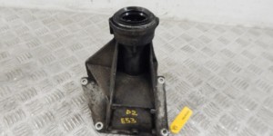 Кронштейн полуоси BMW X5-series (E53) 31 53 7 503 120