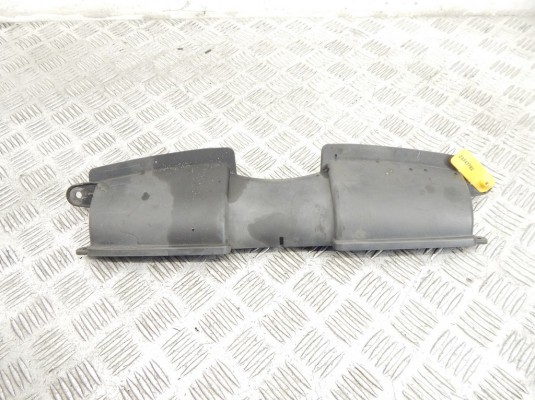 Воздухозаборник BMW 3-series (E90/91/92) 13 71 7 541 738 Воздухозаборник BMW 3-series (E90/91/92) 13 71 7 541 738