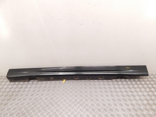 Накладка на порог BMW 3-series (E46) 51 71 8 211 943