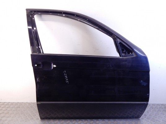 Дверь передняя правая BMW X5-series (E53) 41 51 8 256 824