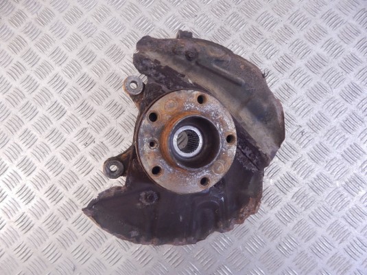 Ступица передняя правая BMW X5-series (E53) 31 21 6 761 576