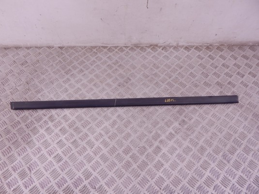 Молдинг двери передней левой BMW 5-series (E39) 51 13 8 159 295