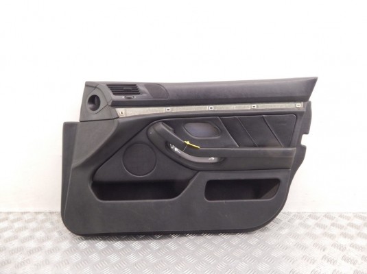 Обшивка двери передней правой (дверная карта) BMW 5-series (E39) 51 41 8 212 876