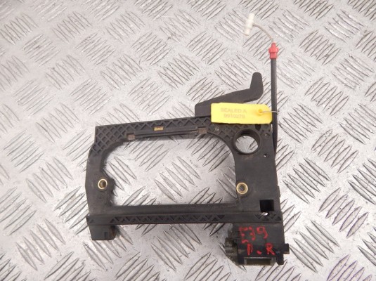 Скелет ручки наружной передней правой BMW 5-series (E39) 51 21 8 245 354