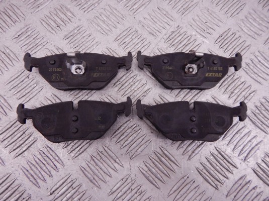 Тормозные колодки задние BMW 3-series (E46) 34 21 6 778 168