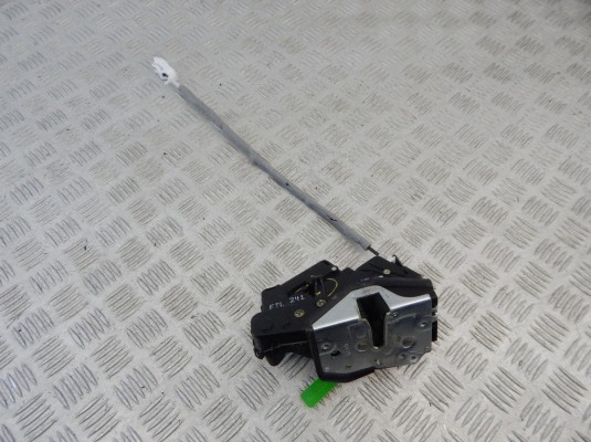 Замок двери передней левой BMW 3-series (E46) 51 21 7 011 241