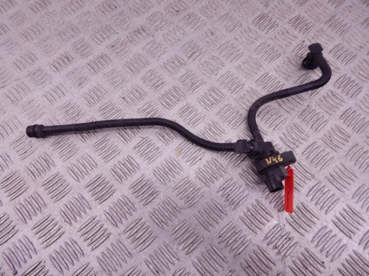 Клапан вентиляции топливного бака BMW 1-series (E87) 13 90 7 529 757 Клапан вентиляции топливного бака BMW 1-series (E87) 13 90 7 529 757