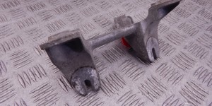 Кронштейн КПП BMW X1-series (E84) 22 32 6 795 972 Кронштейн КПП BMW X1-series (E84) 22 32 6 795 972