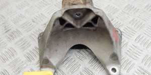 Кронштейн КПП BMW 5-series (E60/61) 22 31 6 761 107
