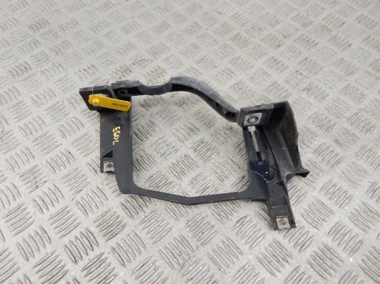 Крепление фары левой BMW 5-series (E60/61) 63 12 6 936 089 Крепление фары левой BMW 5-series (E60/61) 63 12 6 936 089