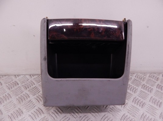 Подстаканник BMW X5-series (E53) 51 16 8 253 125