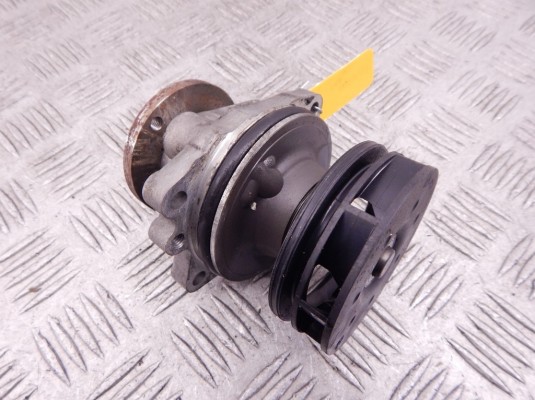 Помпа BMW 5-series (E39) 11 51 7 527 799 Помпа BMW 5-series (E39) 11 51 7 527 799