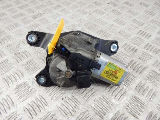 Моторчик заднего стеклоочистителя (дворника) BMW X5-series (E70) 67 63 6 942 165 Моторчик заднего стеклоочистителя (дворника) BMW X5-series (E70) 67 63 6 942 165