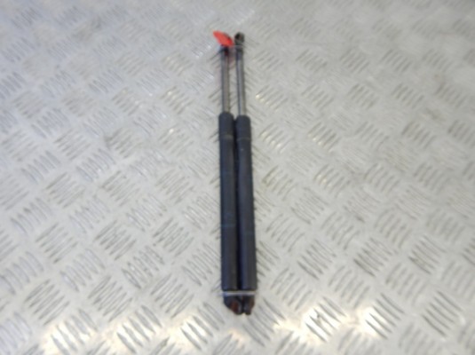 Амортизатор крышки багажника (3-5 двери) BMW 5-series (E39) 51 24 8 222 913 Амортизатор крышки багажника (3-5 двери) BMW 5-series (E39) 51 24 8 222 913